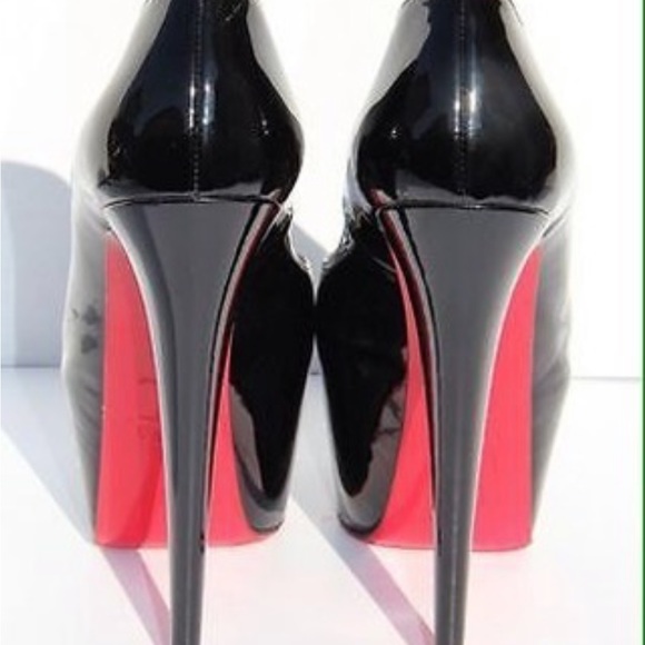 Highness louboutins size 37 fairly new - Picture 7 of 7